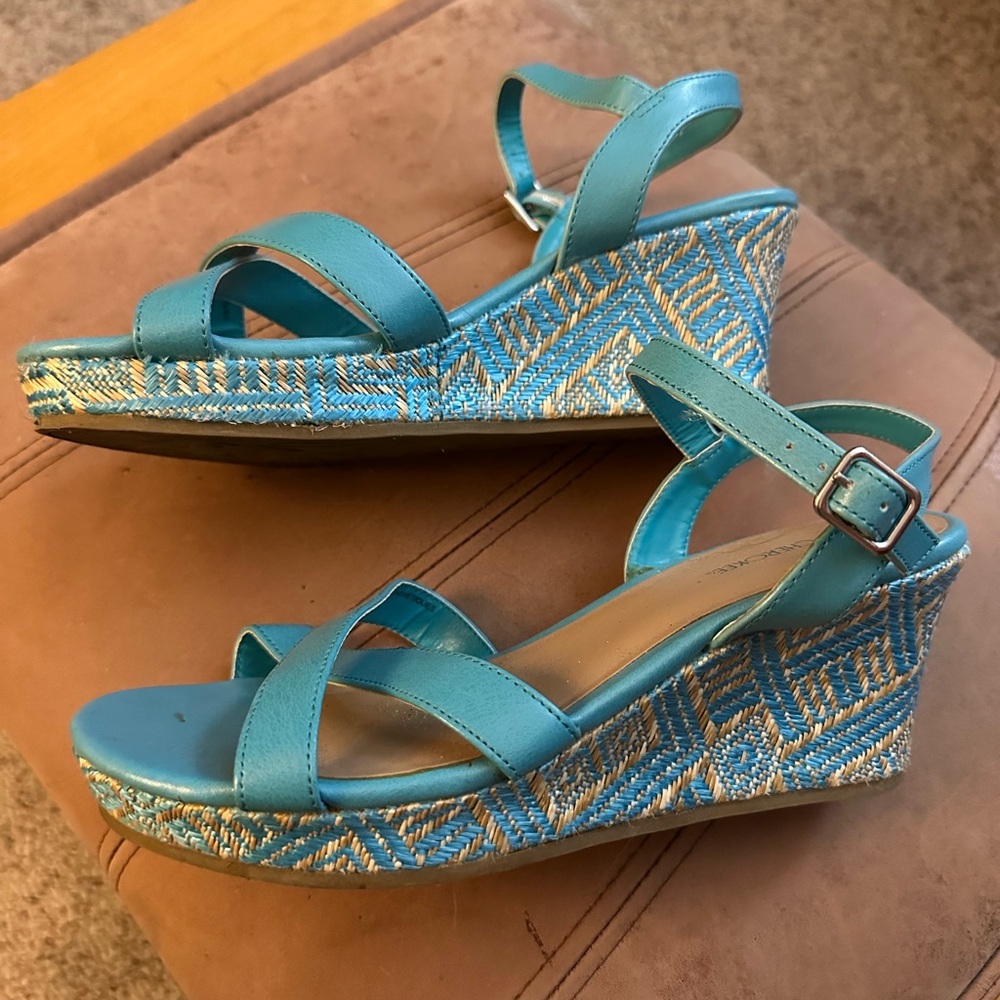 Cherokee Wedge Sandals turquoise blue